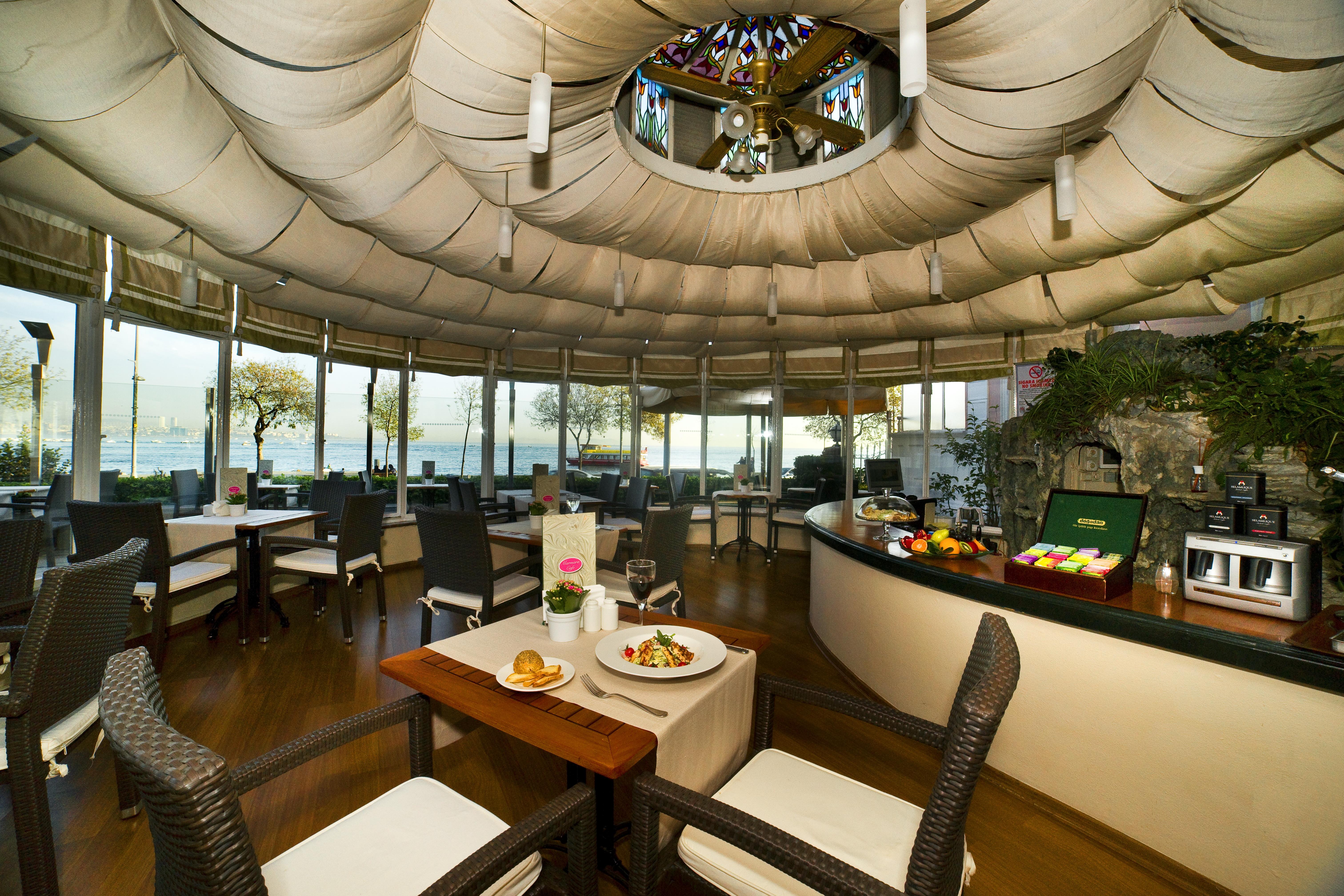 Radisson Hotel Istanbul Sultanahmet エクステリア 写真